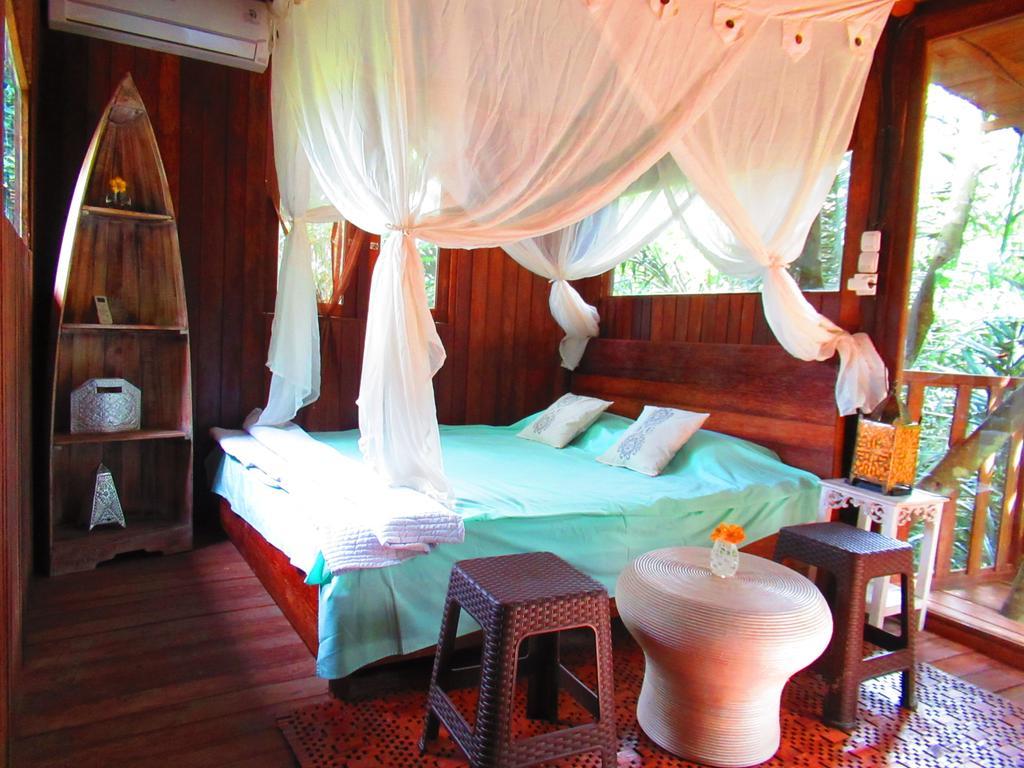 Hars Garden Tree Houses Hotel Ubud Exterior foto
